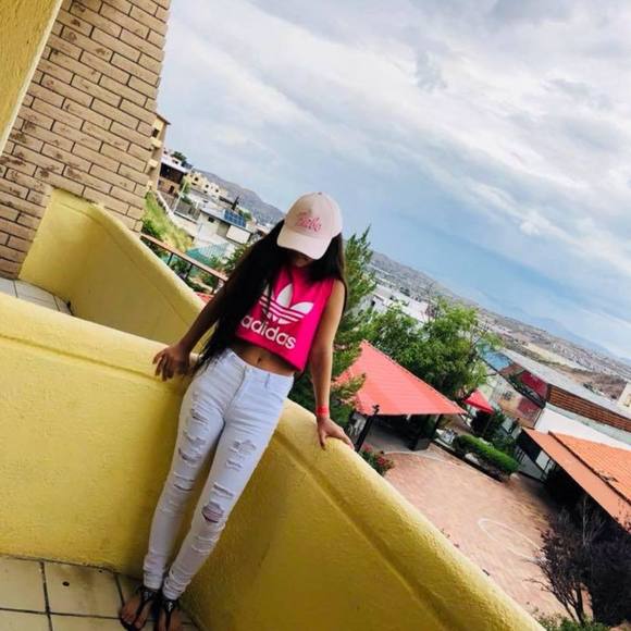 Meet your Posher, Ruby - Picture 1 of 1